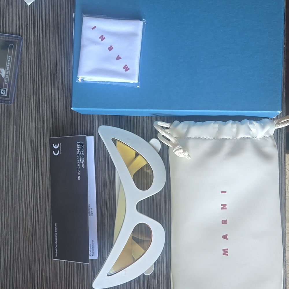 Marni White and Gold Cat-Eye Sunglasses - Picture 5 of 16